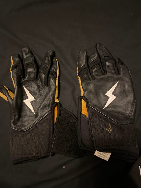 Large  Batting Gloves (New)