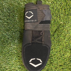 Black Junior EvoShield Sliding Mitt (Used)