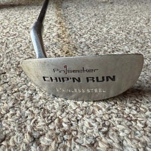 Left Handed Pinseeker Chip N Run Mens Chipping Wedge Golf Club