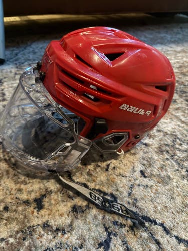 Used Medium Bauer  Re-Akt 150 Helmet