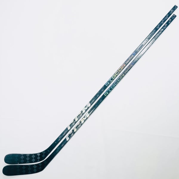 New 2 Pack CCM Ribcore Trigger 9 Pro Hockey Stick-RH-95 Flex-P88-Grip W/ Bubble Texture