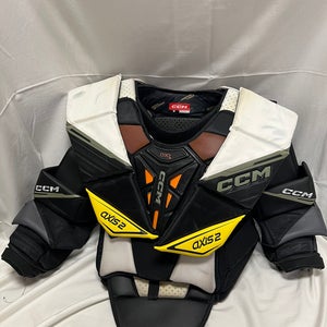 Pro Stock CCM Axis 2 Chest Protector
