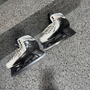 2024 True TF Custom Pro Hockey Goalie Skates Extra Wide Width Pro Stock 9.5 (Used)