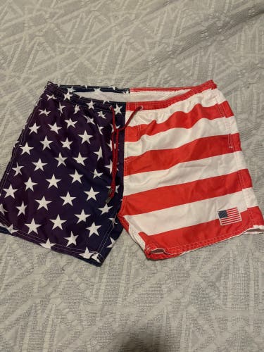 Exist Swim USA Surf Swim Trunks Men’s Large American Flag Themed