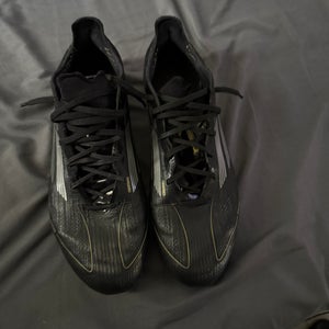 Men's Adult Size M 7.5 (W 8.5) Adidas Cleats (Used)
