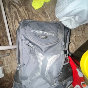 Easton Ghost Baseball Bat & Helmet Equipment Bag – Durable Carry Bag with Bat Sleeve