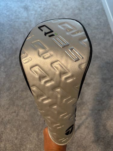 Men's 2025 TaylorMade Qi35 Right Handed Driver Stiff Flex 9 Loft (Used)