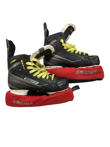 Used Bauer SUPREME 150 Senior Hockey Skate Senior 4 11613-S000163727