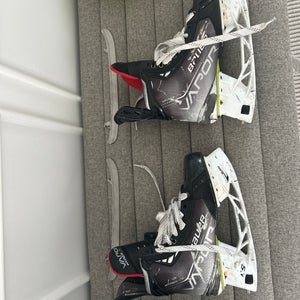 2023 Bauer Vapor Hockey Skates  8.5 (Used)