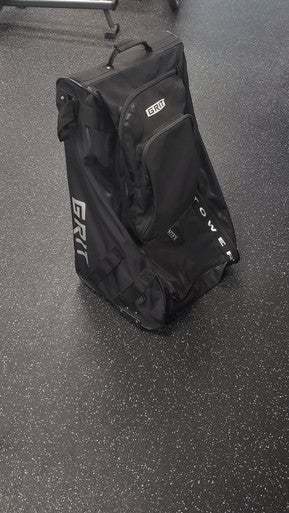 Used Grit Hockey Accessory 11849-S000029535