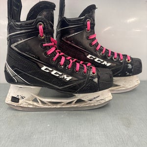 Used CCM PLATNIUM Junior Hockey Skate Junior 04.5 11858-S000077159