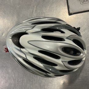 Used UMAR 357 BIKE HELMET Bike Helmet White MD 11614-S000216868