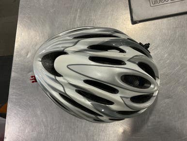 Used UMAR 357 BIKE HELMET Bike Helmet White MD 11614-S000216868