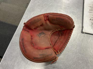 Used Sportcraft CATCHERS MIT BB/SB Catchers RH Throw Red 31" 11614-S000216867