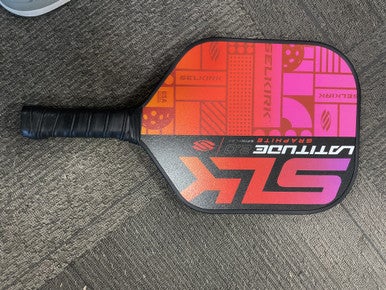 Used Selkirk LATITUDE 2.0 Pickleball Racquet Red 11614-S000217043