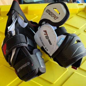 Senior Small CCM Jetspeed FT8 Pro Elbow Pads (New)