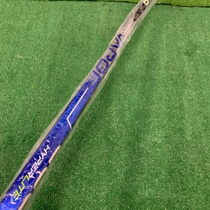 Intermediate Bauer Vapor Hyperlite Hockey Stick Right Handed P88 (New)