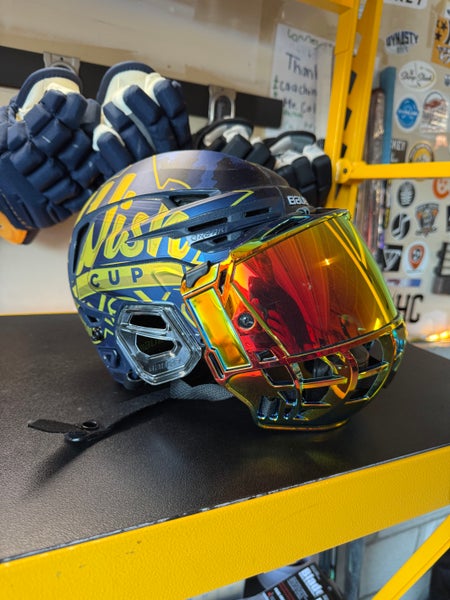 Wish Cup Bauer Re-Akt 85 Helmet size Small - Colored Bubble