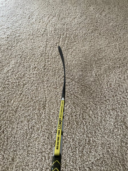 Senior CCM Super Tacks AS-V Pro Right Handed Hockey Stick P29 Pro Stock (New)