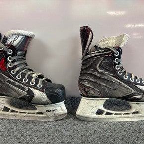 Bauer Used Junior Size 1 Hockey Skates