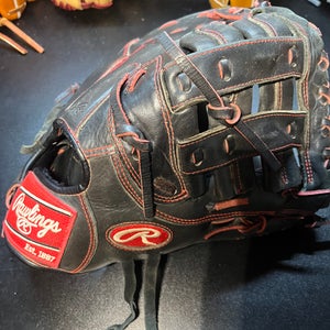 Infield Rawlings RH R9 Baseball Glove 12" (Used)