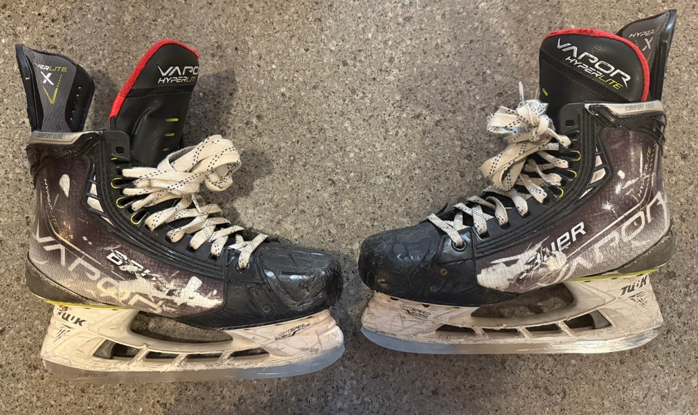 Bauer Vapor Hyperlite Hockey Skates   7 (Used)