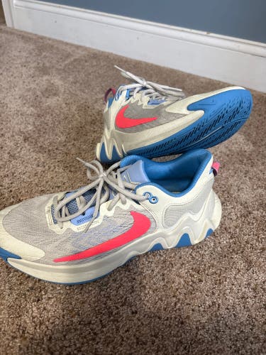 Men's Size M 10.0 (W 11.0) Nike Giannis Immortality 2 Shoes (Used)