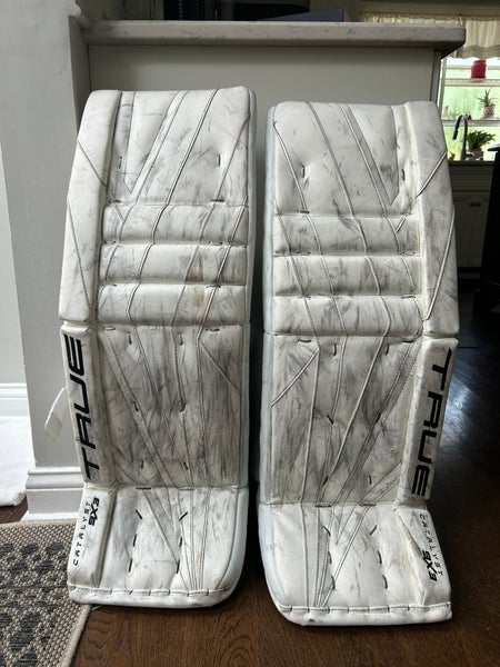 True 9x3 Goalie Pads Size 34+2