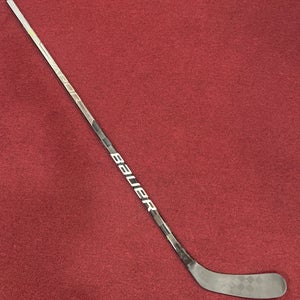 Bauer Vapor Hyperlite Left Hand P90TM 82 Flex Pro Stock (New) Stick Item#HYP90