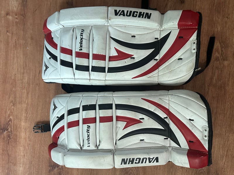 20" Vaughn Velocity V5 Goalie Leg Pads (Used)