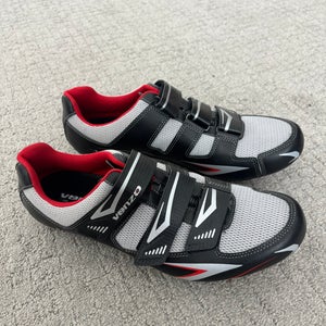 Men's Size 11  Bike Shoes (New)