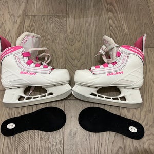 Bauer Prodigy Hockey Skates 10/11 (Used)