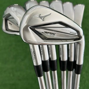 Mizuno JPX 923 Hot Metal Pro Iron Set 4-P / Dynamic Gold 105 Stiff