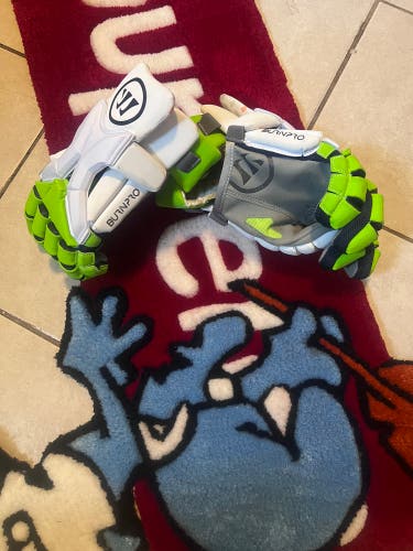 Custom Warrior Burn Pro Lacrosse Gloves Large (New)