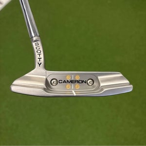 Scotty Cameron Studio Stainless Newport 2.5 Right Handed Putter 34" (Used)