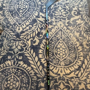 Junior True Catalyst 5x3 Right Handed Player Hockey Stick T28  (Used)