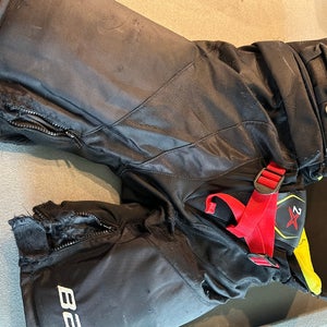 Large Junior Bauer VAPOR 2X Hockey Pants  (Used)