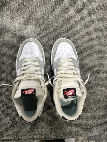 Gray Men's Youth Size M 8.0 (W 9.0) Nike Dunk Low Shoes (Used)