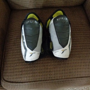 Senior Medium CCM Classic Pro Elbow Pads (Used)