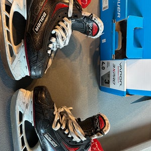 Bauer Vapor 3X Pro Hockey Skates Size 4 (Used)