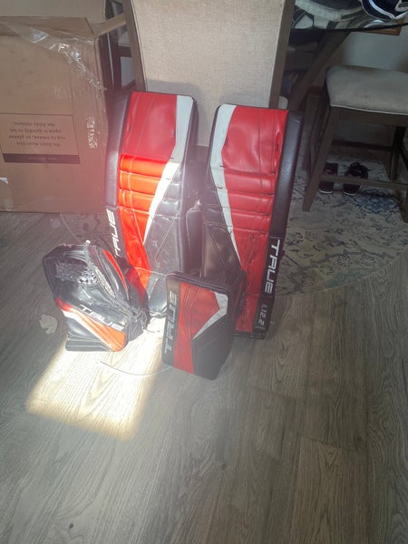 True L12.2 Regular Goalie Full Set Pro Stock (Used)