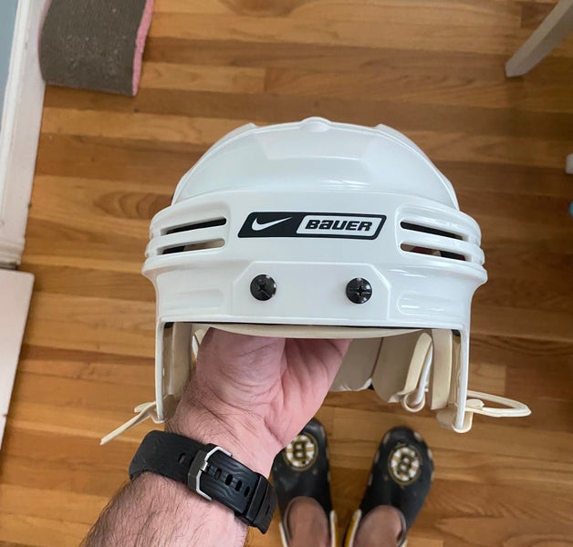 Nike Bauer 4500  Size L w/ Bauer Pro Visor
