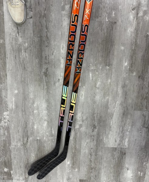 NEW - True HZRDUS 7X Hockey Stick (Righty) (Sr.)
