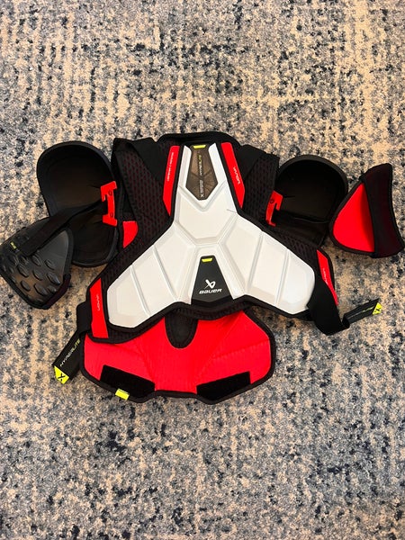 Intermediate Large Bauer Vapor Hyperlite Shoulder Pads  (New)