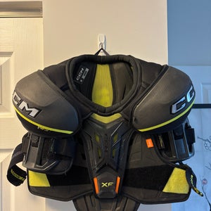 Medium Senior CCM Tacks XF 80 Shoulder Pads (Used)