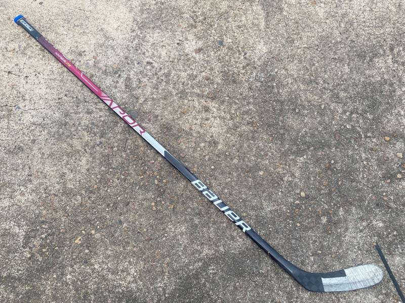 Bauer Vapor HyperLite Pro Hockey Stick Pro Stock Grip 82 Flex P28 Left 4984