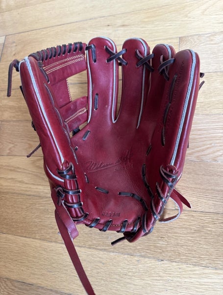Wilson Staff RH Infield Baseball Glove 11.75" (Used) Made in Japan