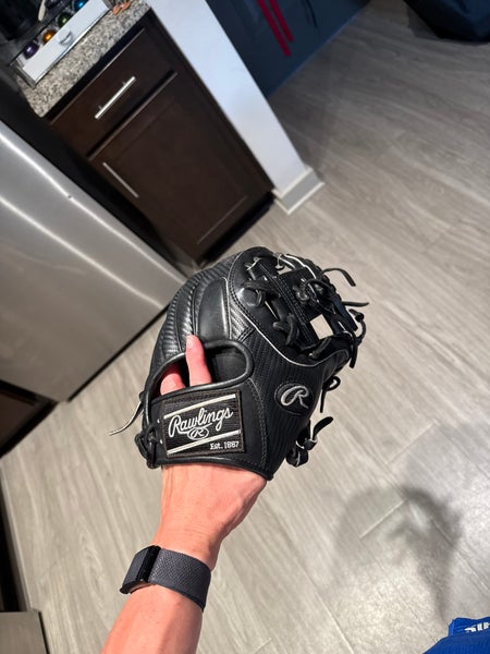 Limited edition Rawlings RH Infield Heart of the Hide Baseball Glove 11.5" (Used)