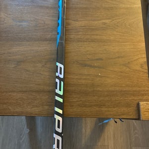 Junior Bauer Nexus Sync Right Handed Hockey Stick P92 (Used)