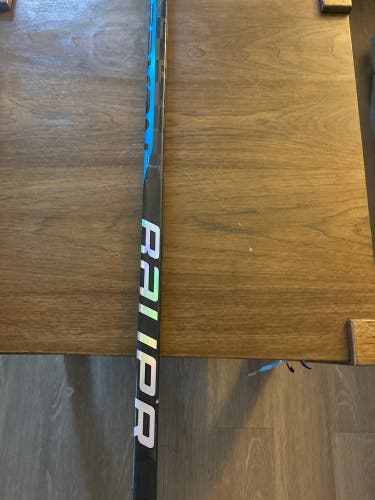 Junior Bauer Nexus Sync Right Handed Hockey Stick P92 (Used)